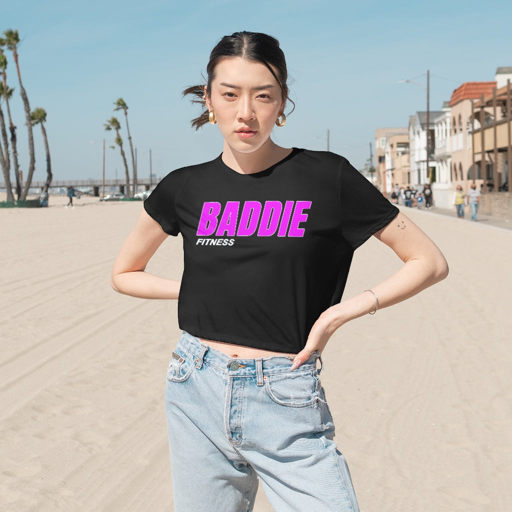 BADDIE WOMEN'S FLOWY CROPPED TEE